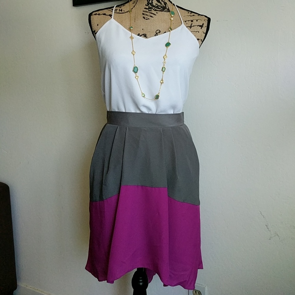 NWT BCBG Gray & Magenta High Low Skirt